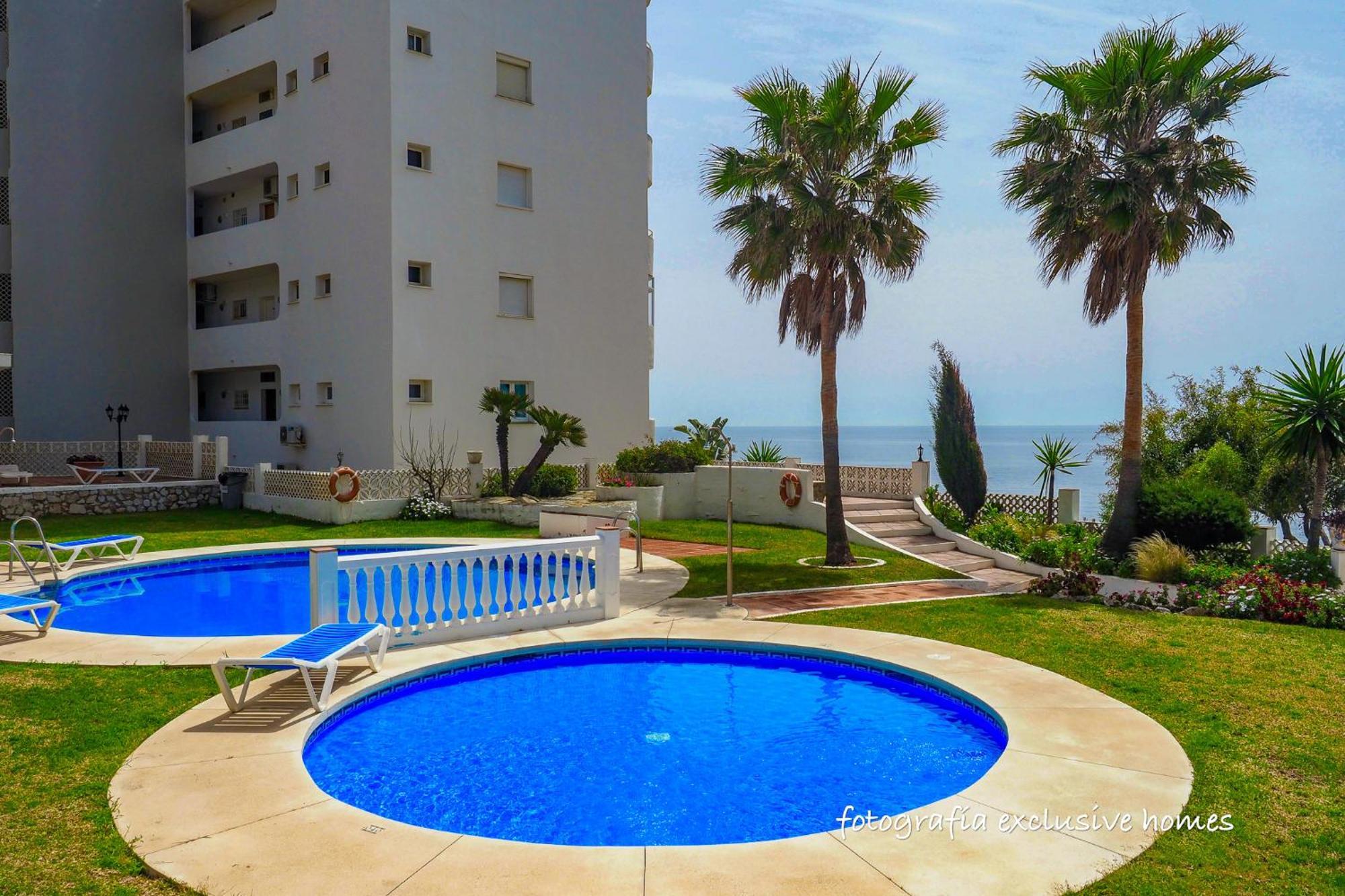 MD001 Precioso Apartamento en Primera Linea de Playa Sitio de Calahonda Exterior foto