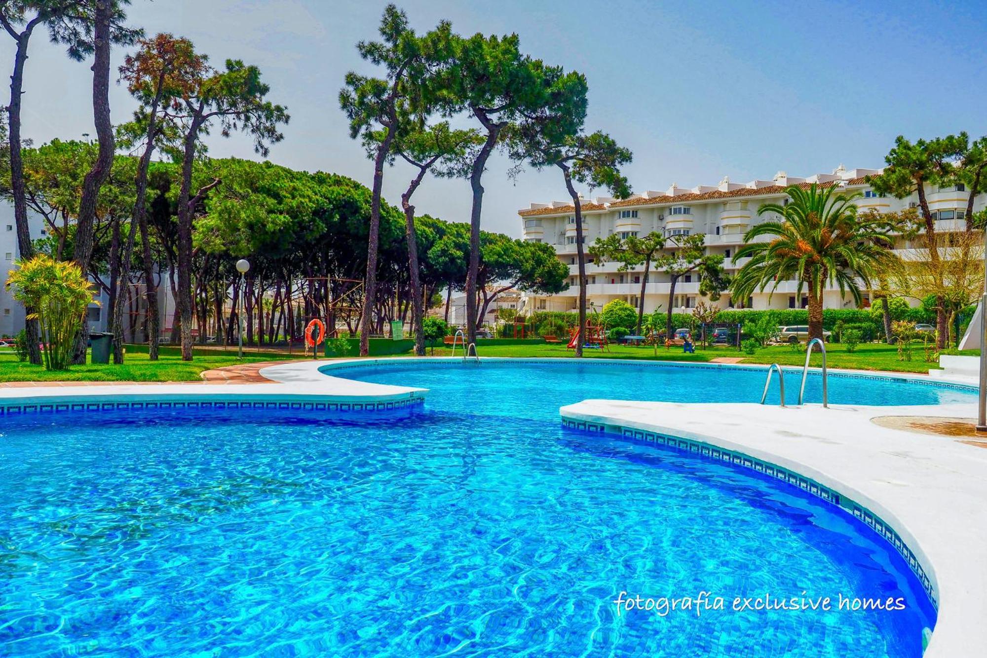 MD001 Precioso Apartamento en Primera Linea de Playa Sitio de Calahonda Exterior foto
